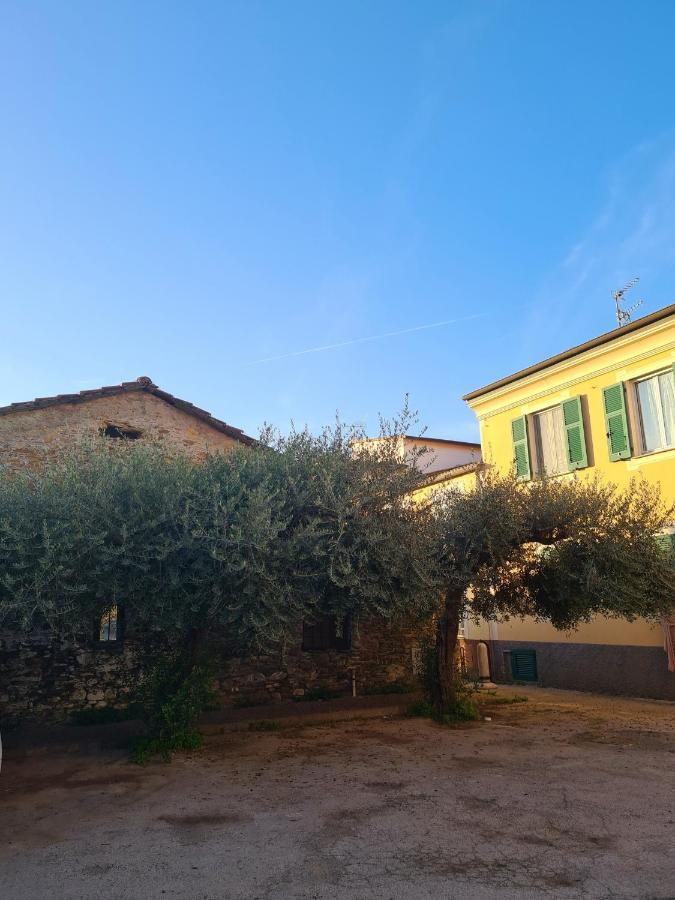 Il Borgo Di Ra Villa San Salvatore  Luaran gambar